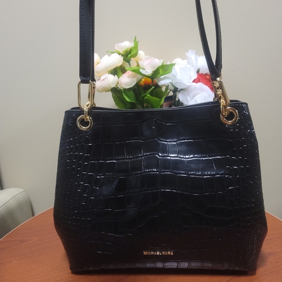 MICHAEL KORS Kensington Large Embossed Handbag Black - Picture 2 of 16